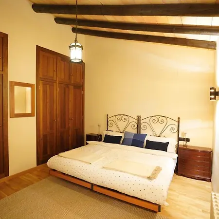 Casa Sanz Bed & Breakfast *